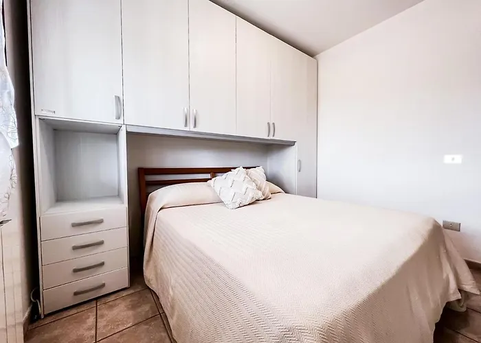 Апартаменты Atene 12 *